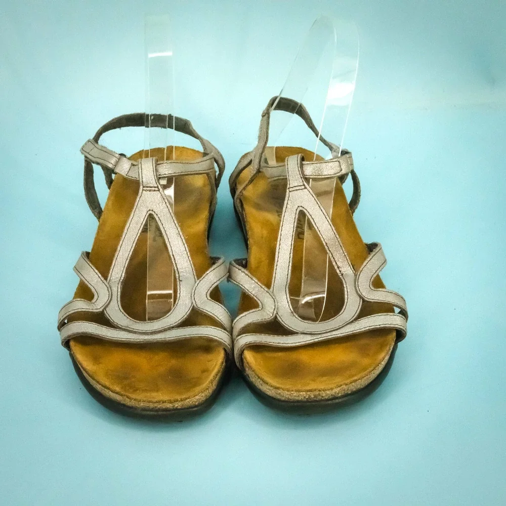 Naot 42 Size 11-11.5 Dorith Silver Metallic Leather Strappy Comfort Sandals